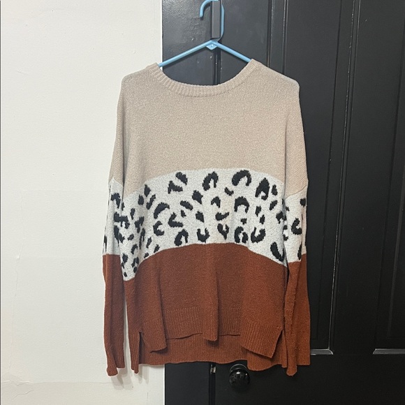 Staccato Sweaters - Staccato Beige and Rust Leopard Sweater